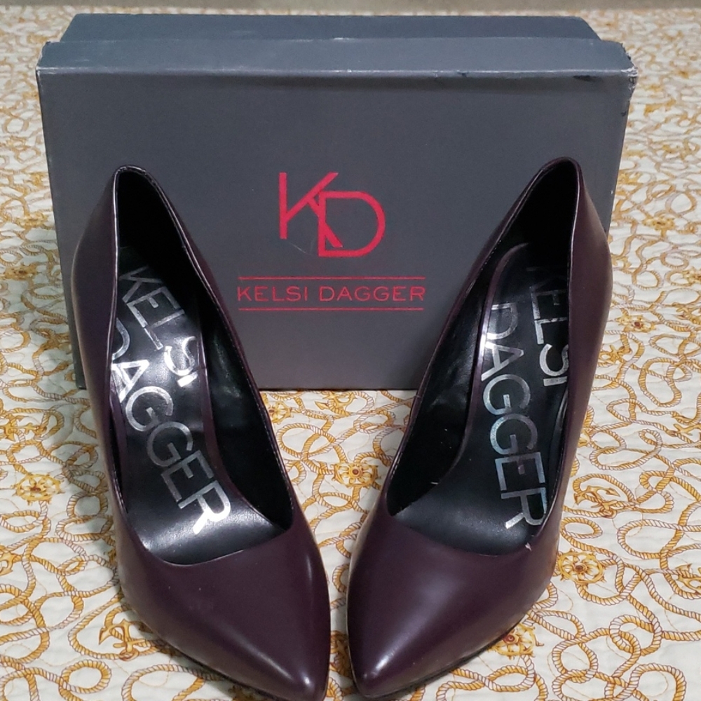 Beautiful Kelsi Dagger Evan high heels 👠 (8.5)